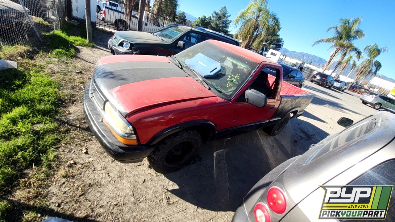2002 CHEVROLET S10 partes disponibles