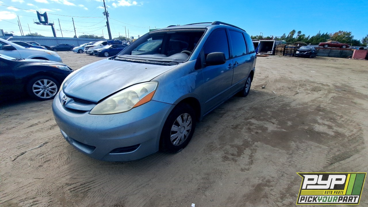 2006 TOYOTA SIENNA available for parts
