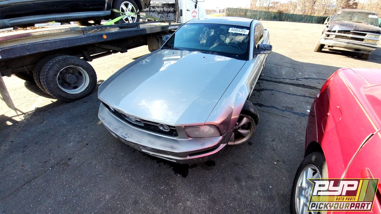 2008 FORD MUSTANG available for parts