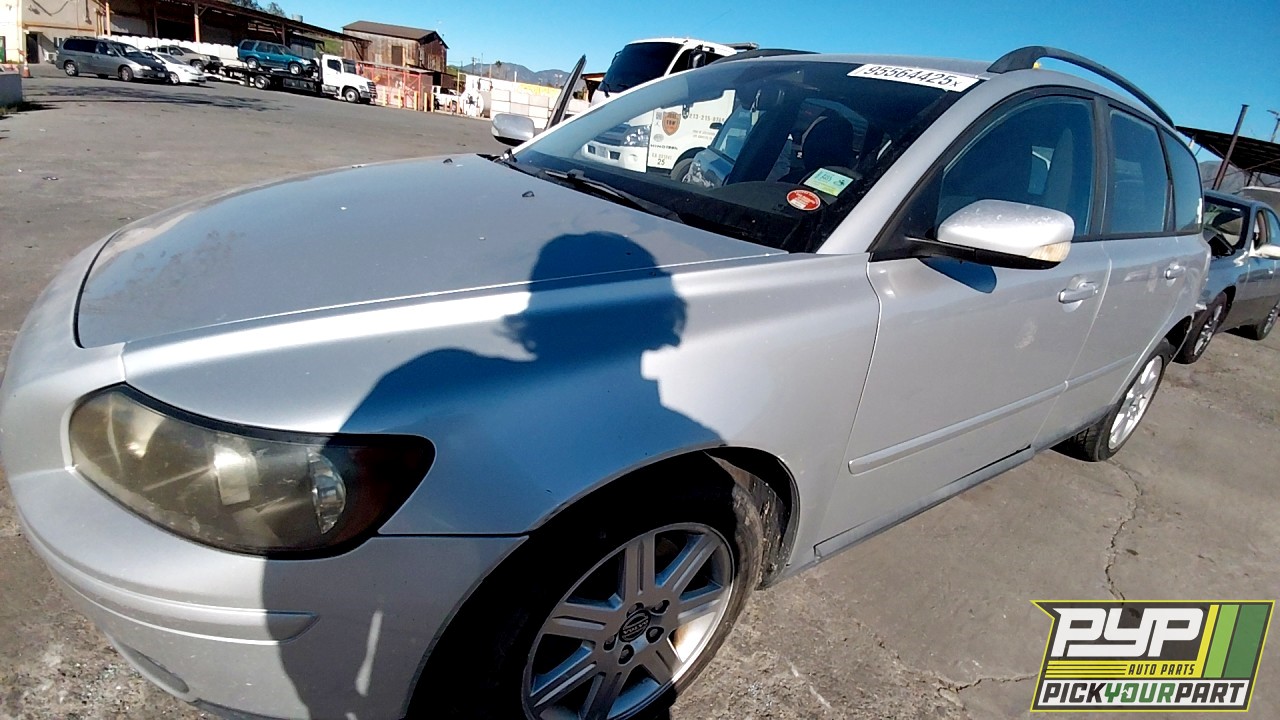 2006 VOLVO V50 available for parts