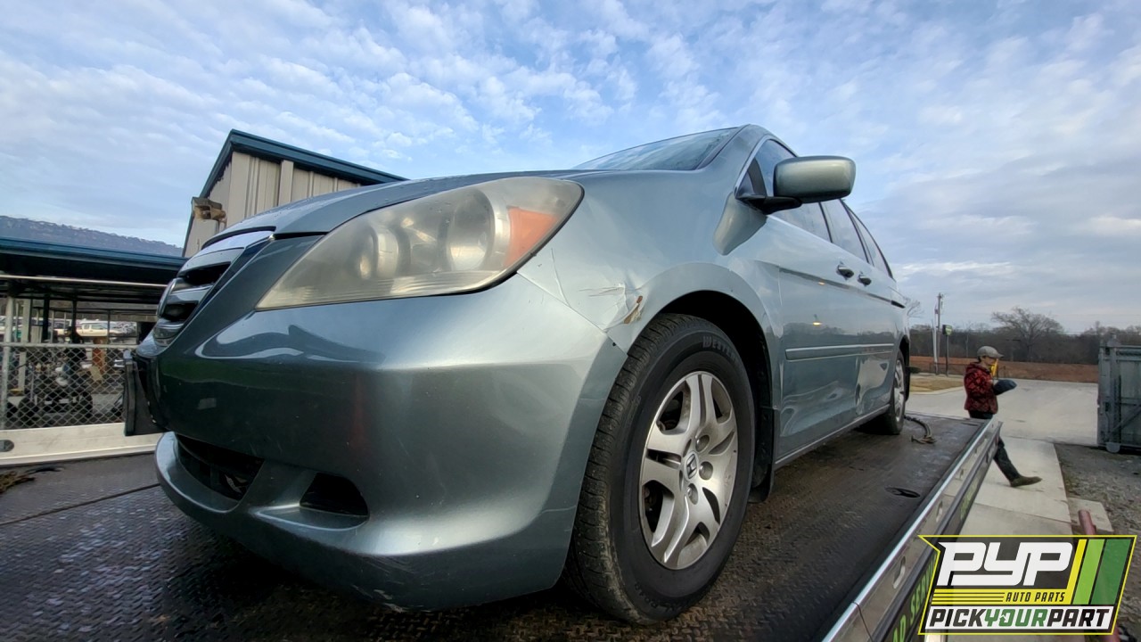 2006 HONDA ODYSSEY available for parts