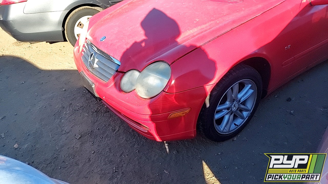 2003 MERCEDES-BENZ C230 partes disponibles