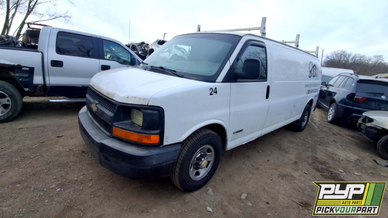 2004 CHEVROLET EXPRESS 3500 partes disponibles