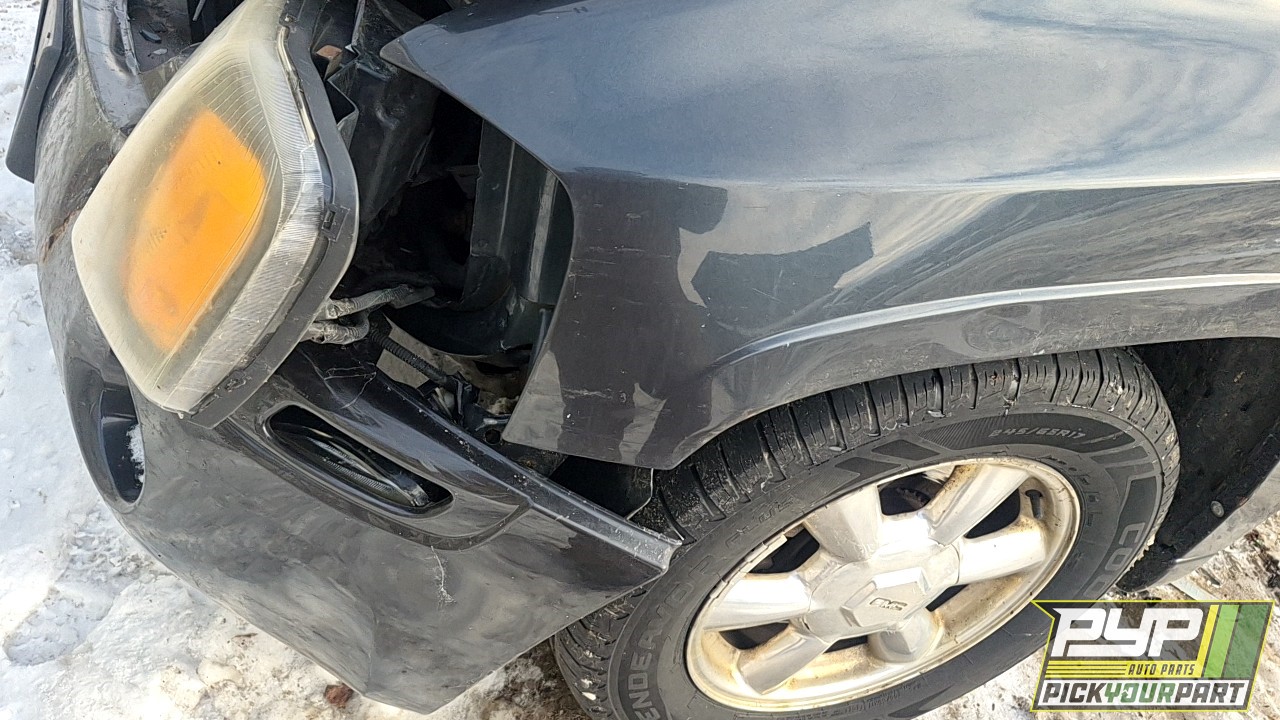 2004 GMC ENVOY XL available for parts