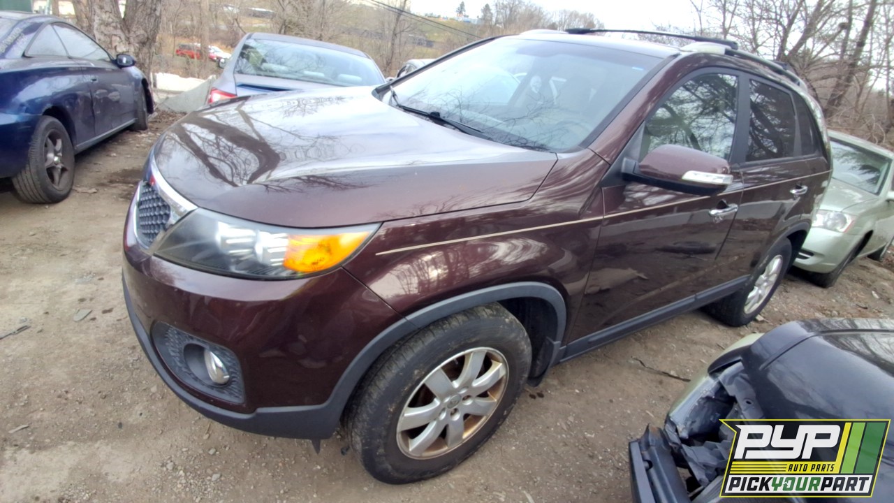 2012 KIA SORENTO available for parts