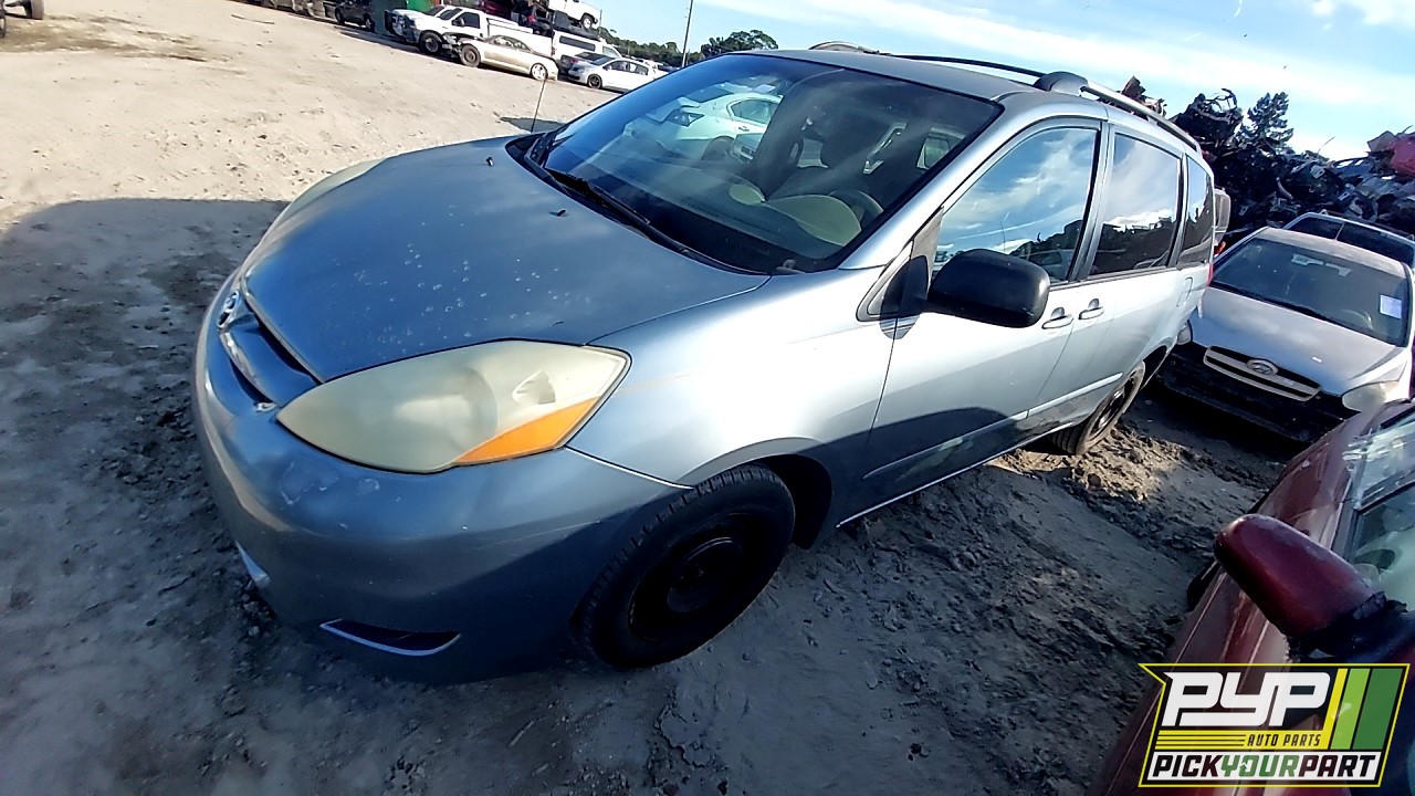2006 TOYOTA SIENNA available for parts