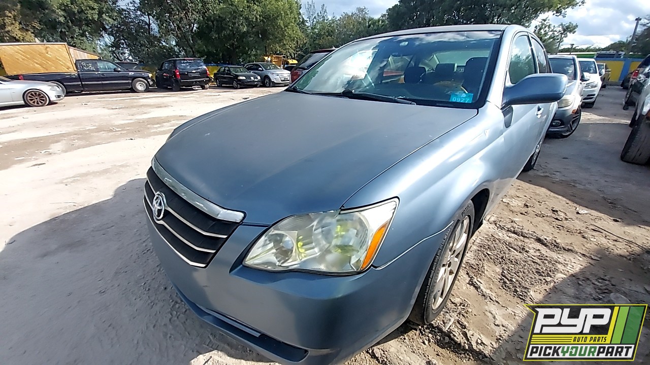 2005 TOYOTA AVALON available for parts