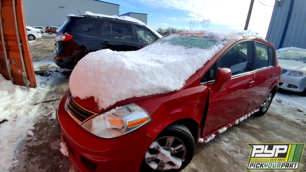 2011 NISSAN VERSA partes disponibles