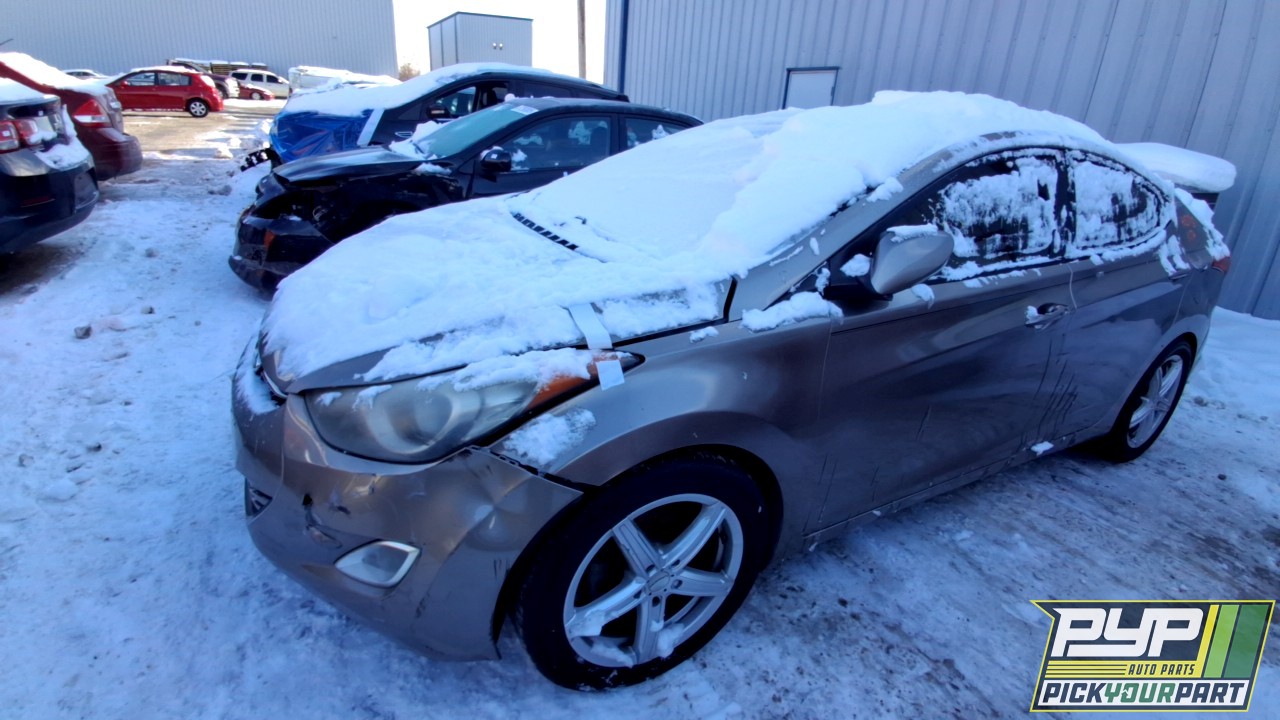 2013 HYUNDAI ELANTRA partes disponibles