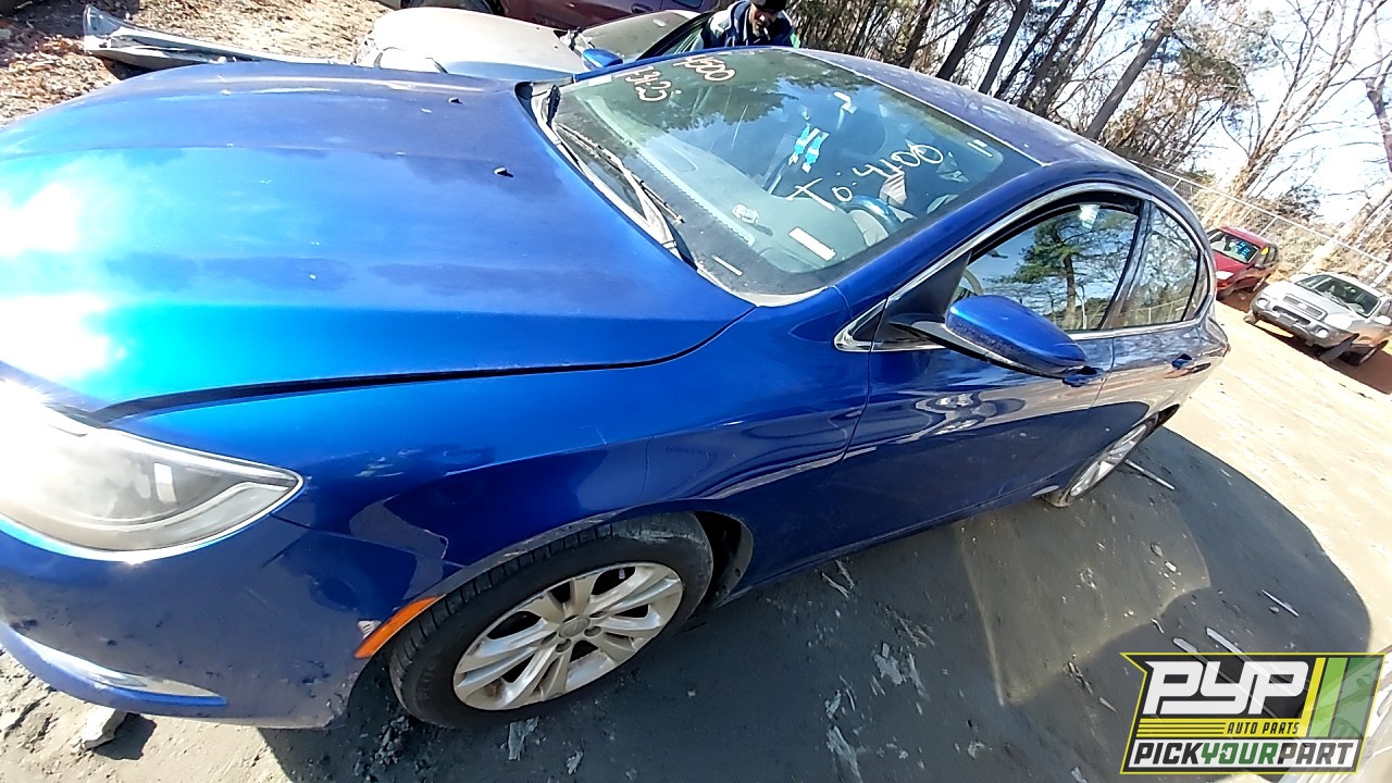 2015 CHRYSLER 200 partes disponibles