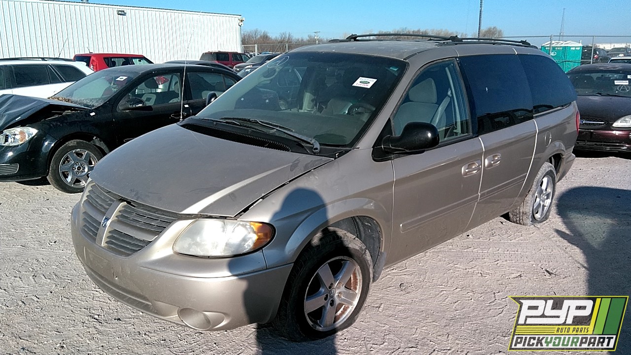 2005 DODGE GRAND CARAVAN partes disponibles