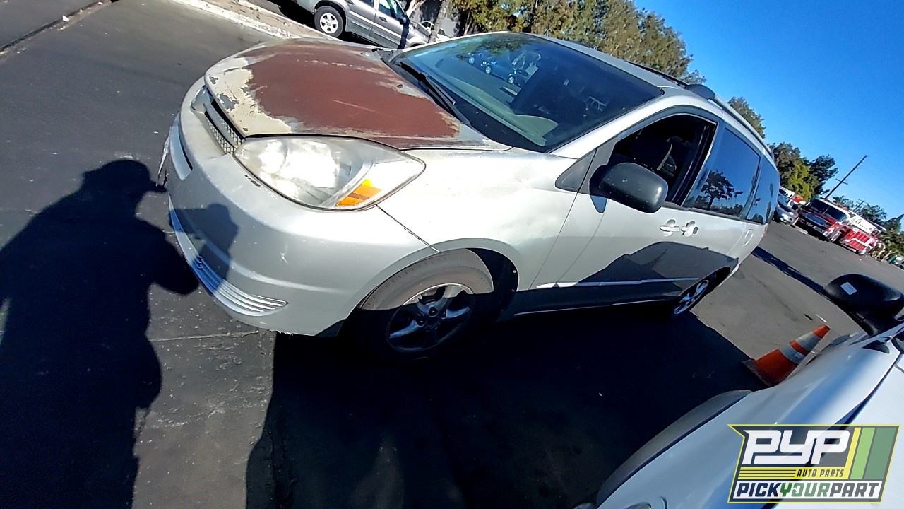 2005 TOYOTA SIENNA available for parts