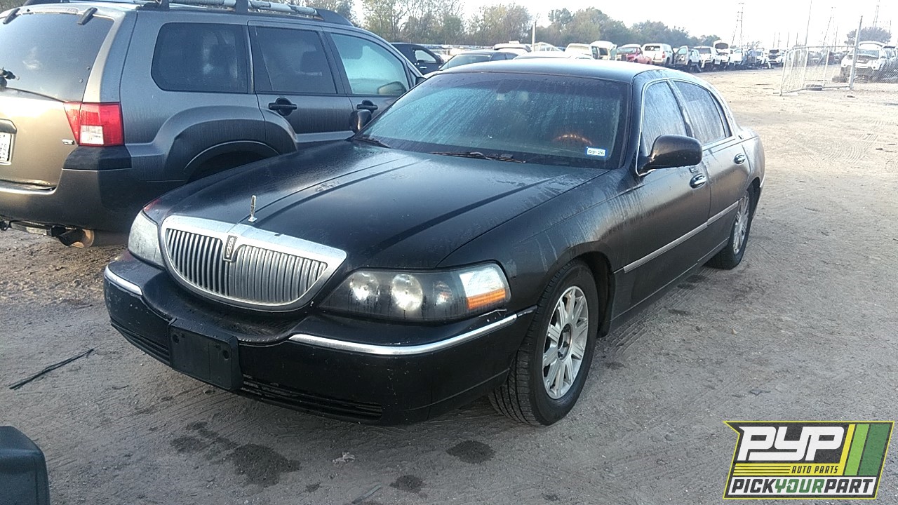 2009 LINCOLN TOWN CAR available for parts