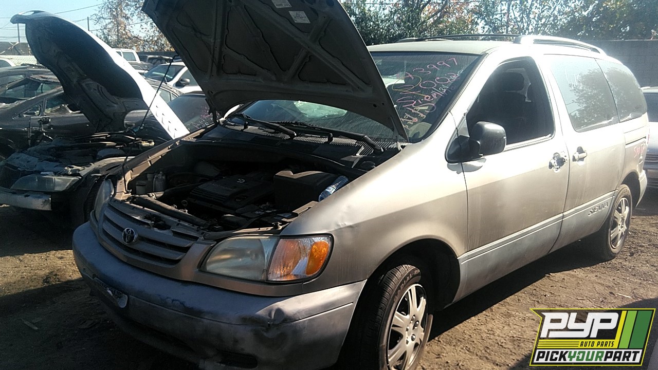 2003 TOYOTA SIENNA available for parts