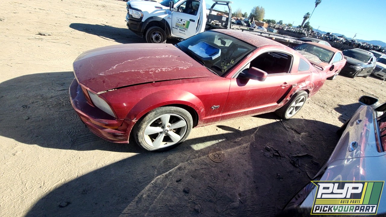 2005 FORD MUSTANG partes disponibles