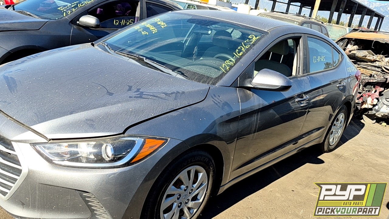 2017 HYUNDAI ELANTRA partes disponibles