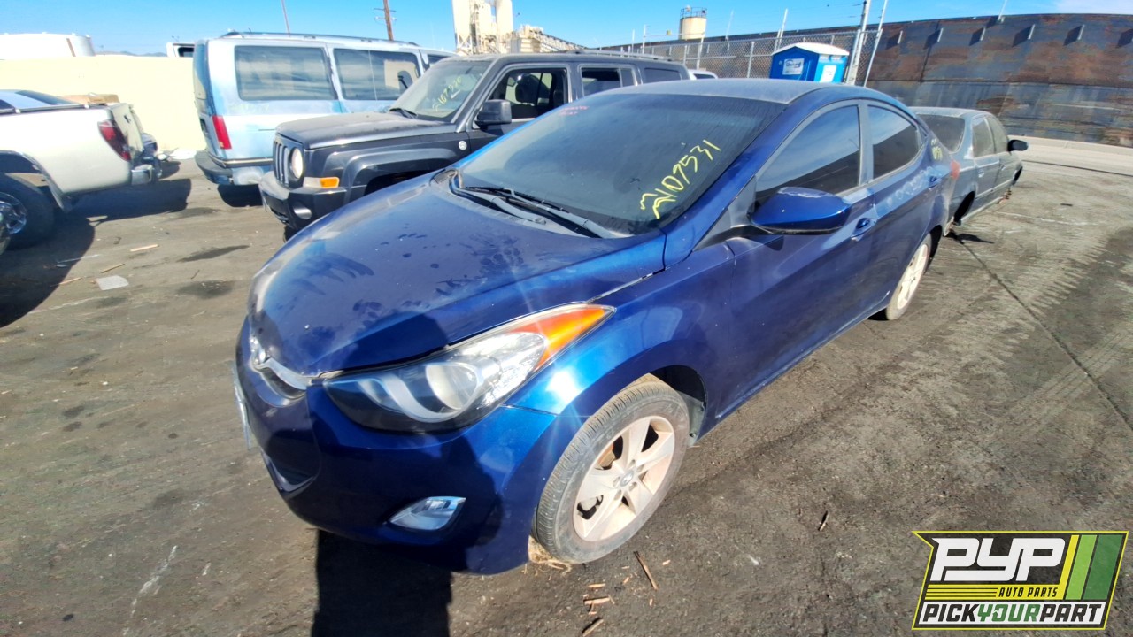 2013 HYUNDAI ELANTRA partes disponibles