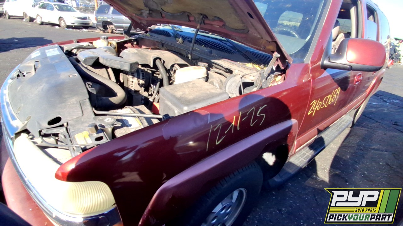 2003 CHEVROLET SUBURBAN 1500 partes disponibles