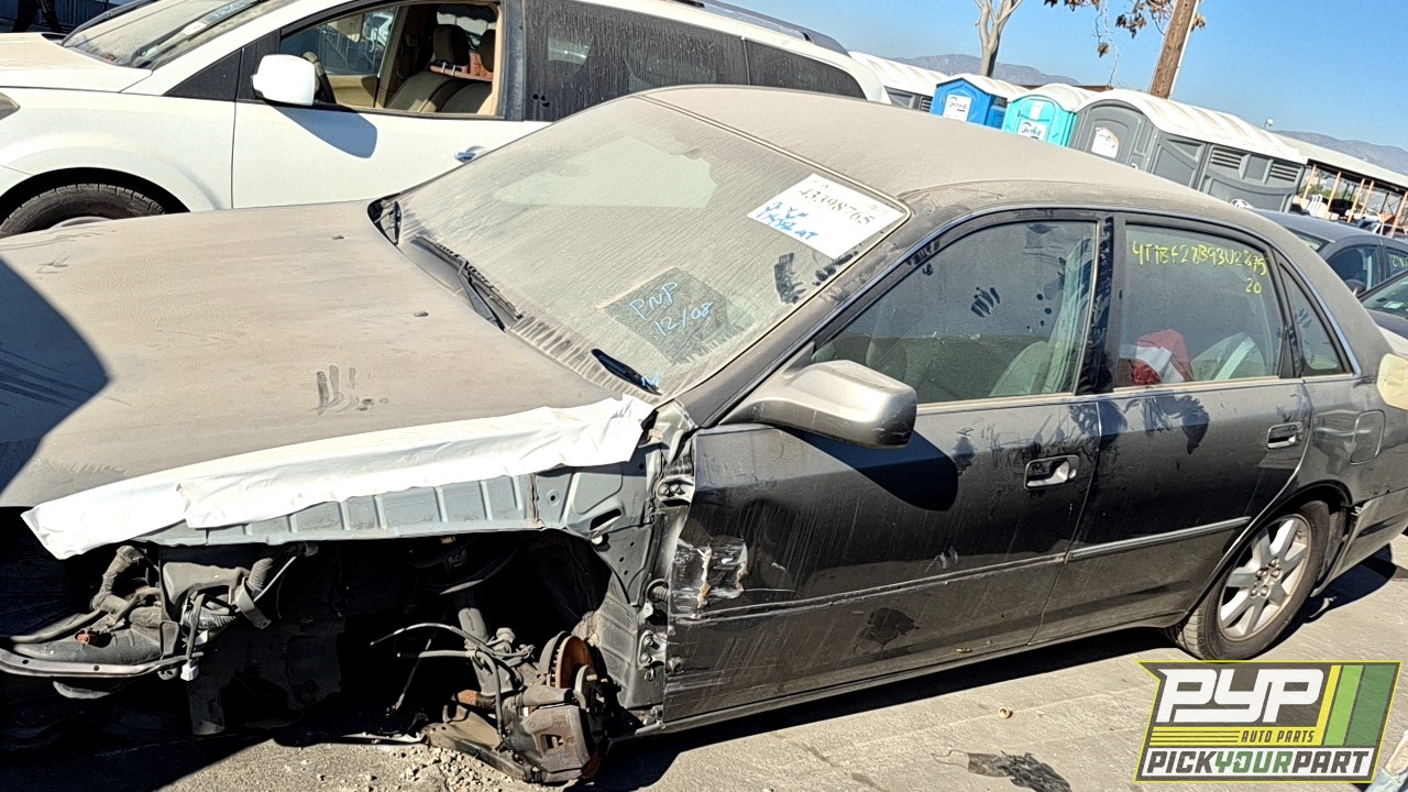2003 TOYOTA AVALON available for parts