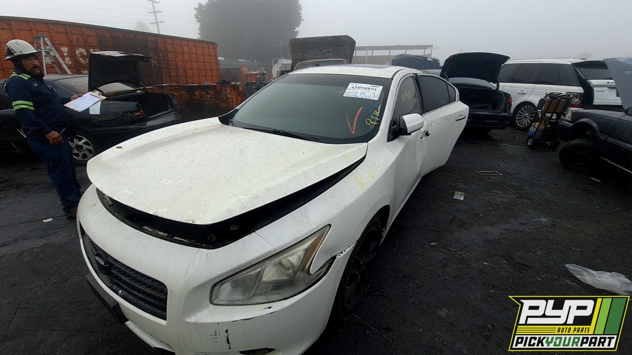 2009 NISSAN MAXIMA available for parts