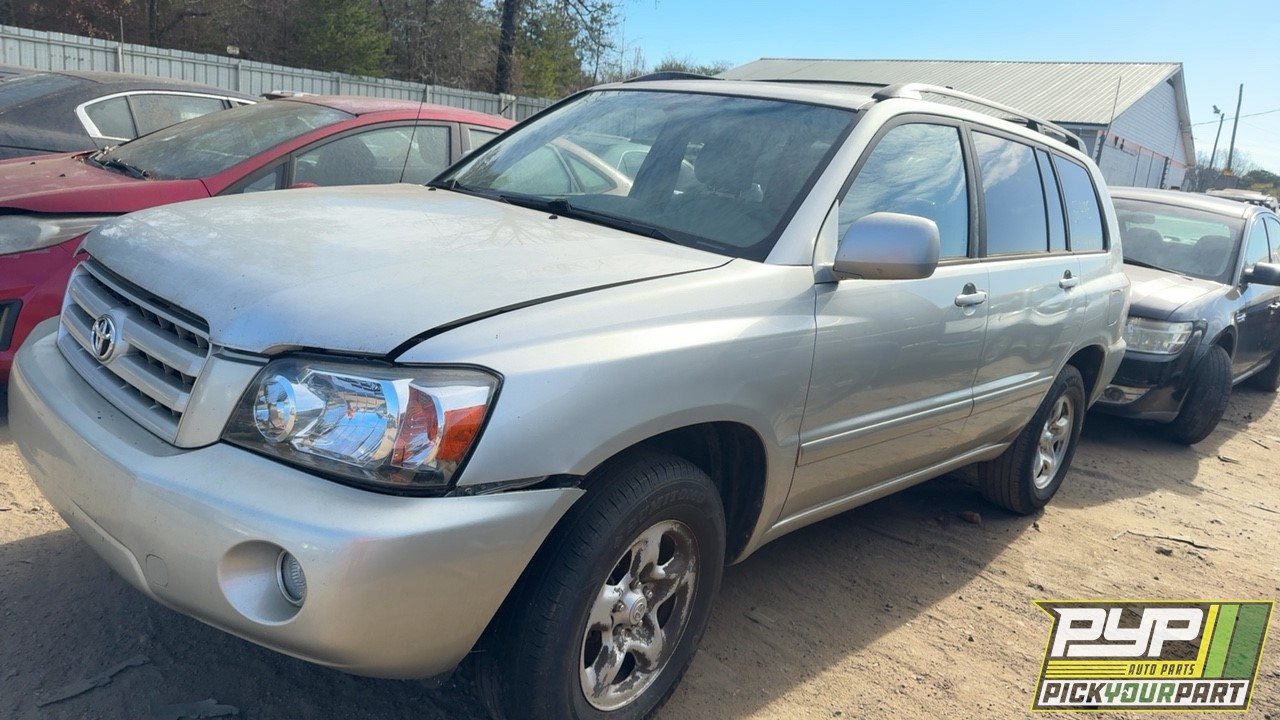 2004 TOYOTA HIGHLANDER partes disponibles