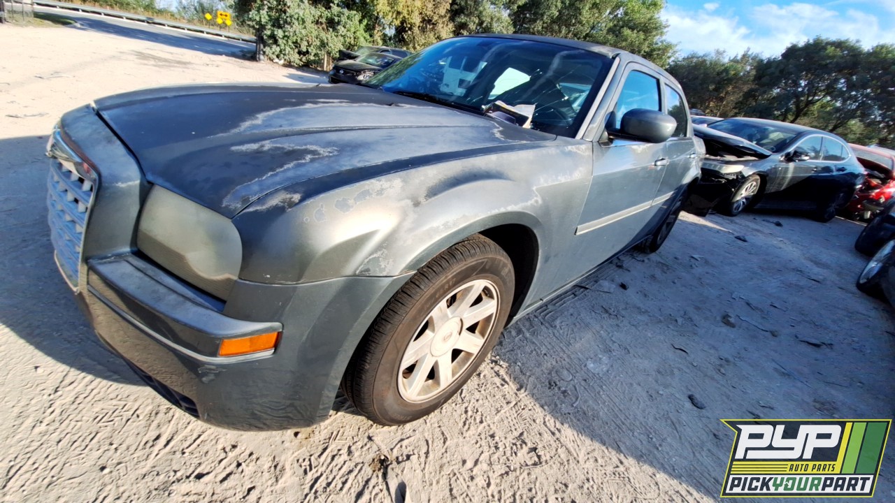 2005 CHRYSLER 300 partes disponibles