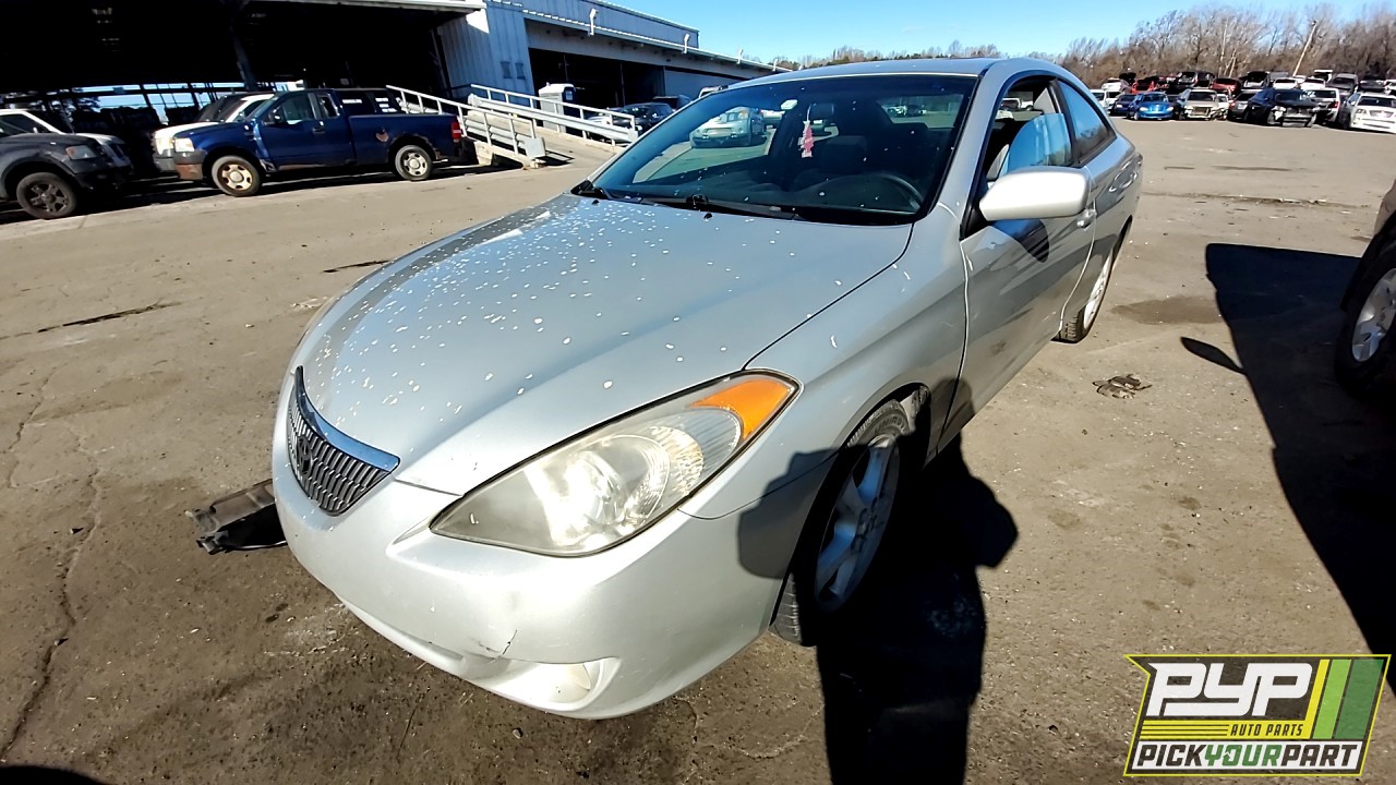 2004 TOYOTA SOLARA partes disponibles