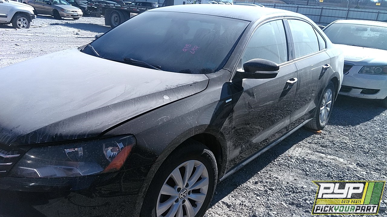 2015 VOLKSWAGEN PASSAT partes disponibles
