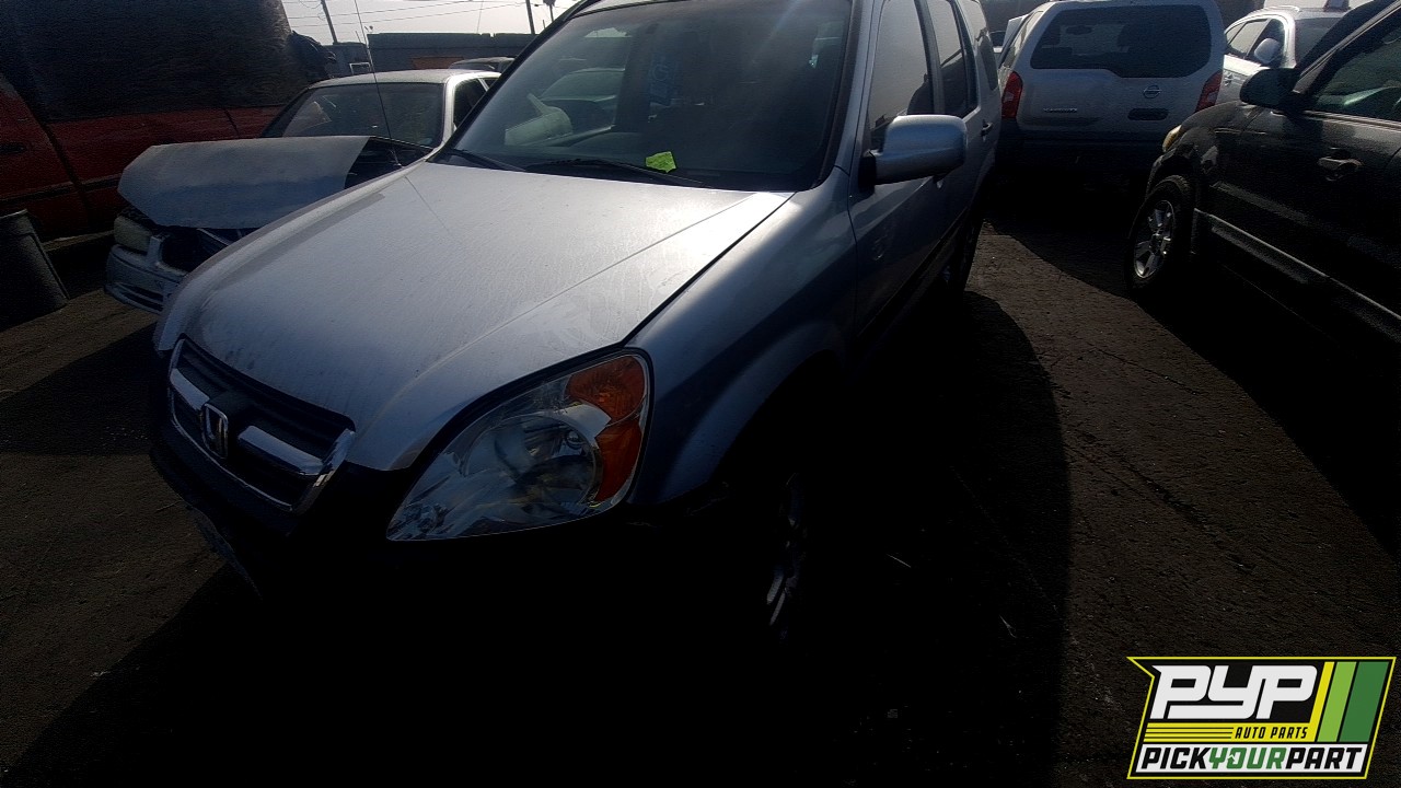 2002 HONDA CR-V available for parts