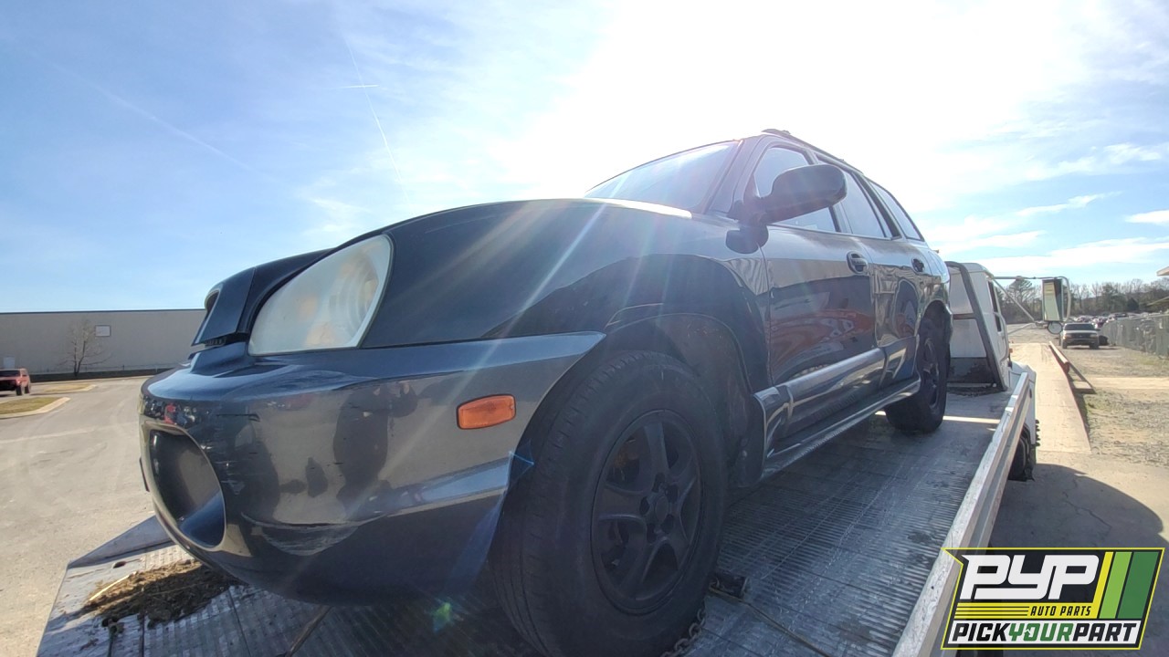 2004 HYUNDAI SANTA FE available for parts