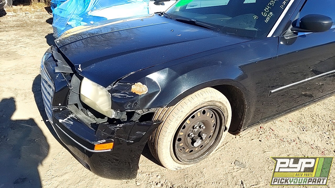 2007 CHRYSLER 300 available for parts
