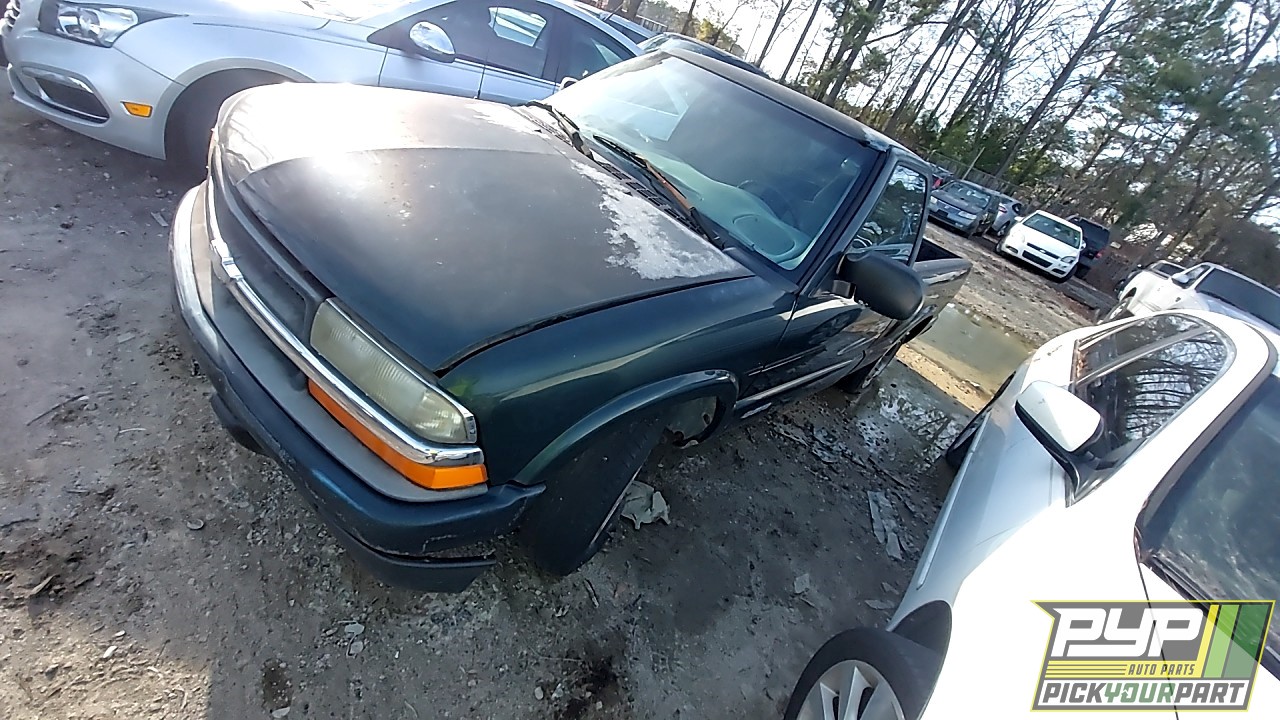 2002 CHEVROLET S10 partes disponibles