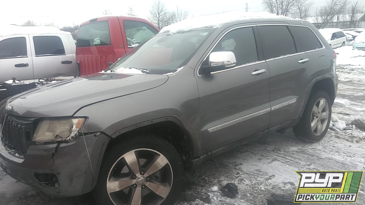 2011 JEEP GRAND CHEROKEE partes disponibles