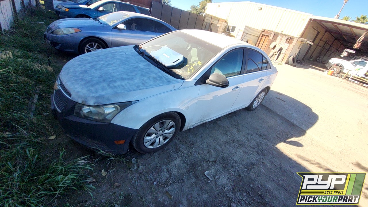 2011 CHEVROLET CRUZE partes disponibles