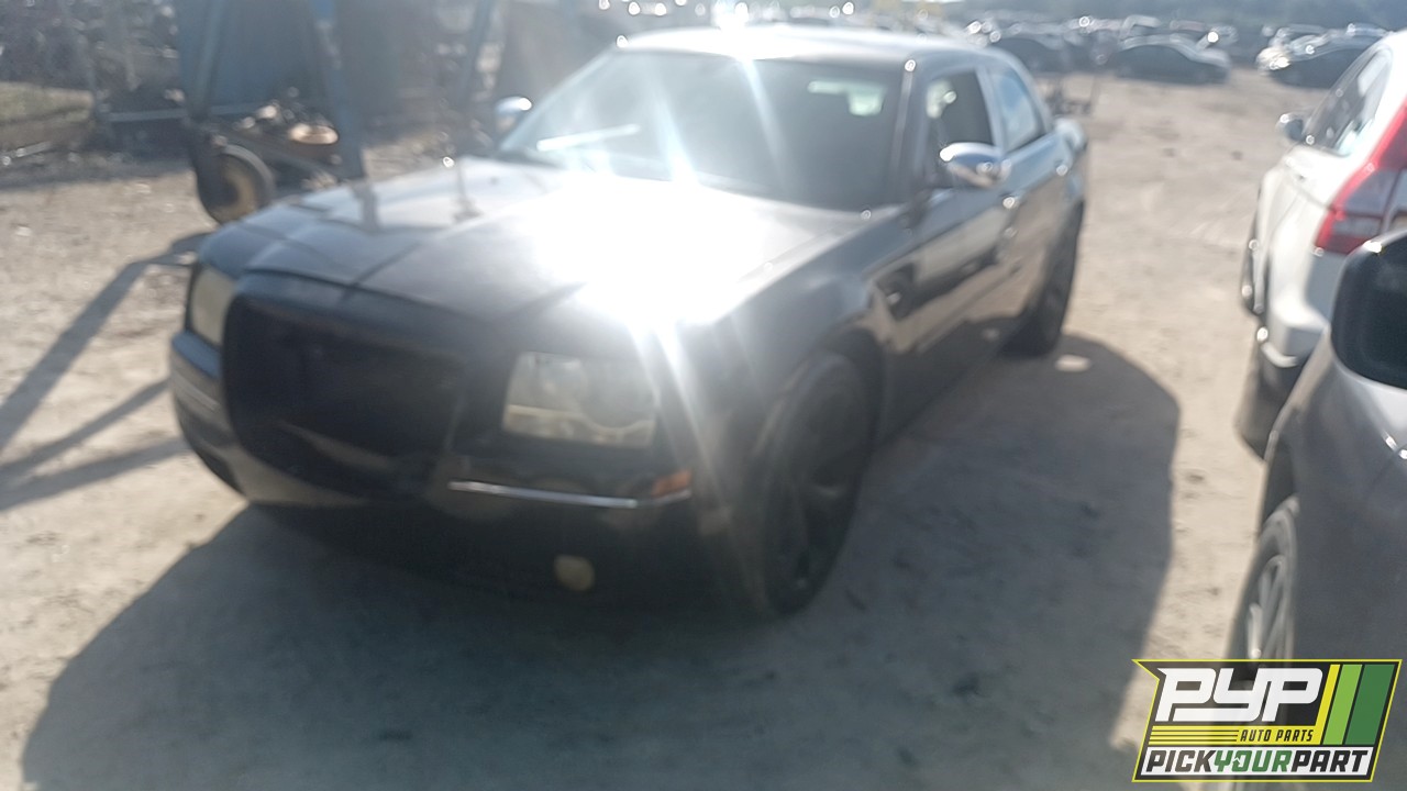 2005 CHRYSLER 300 partes disponibles