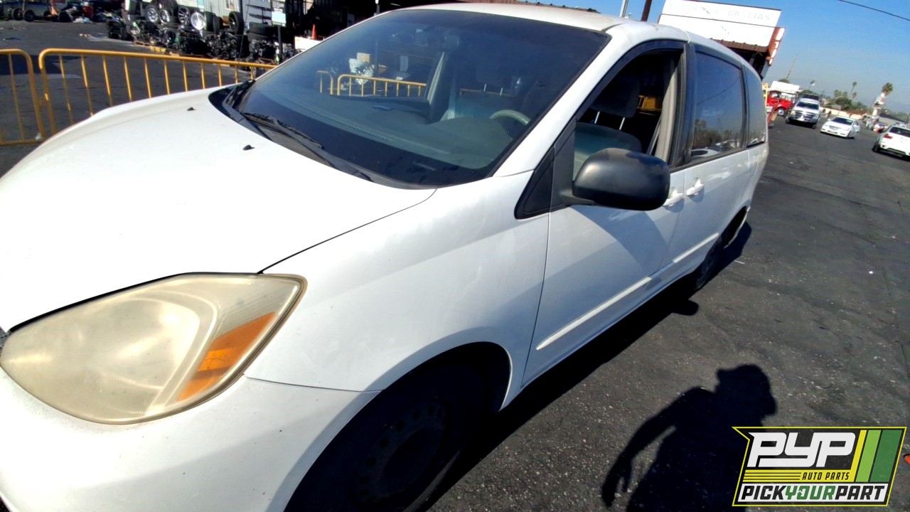 2005 TOYOTA SIENNA available for parts