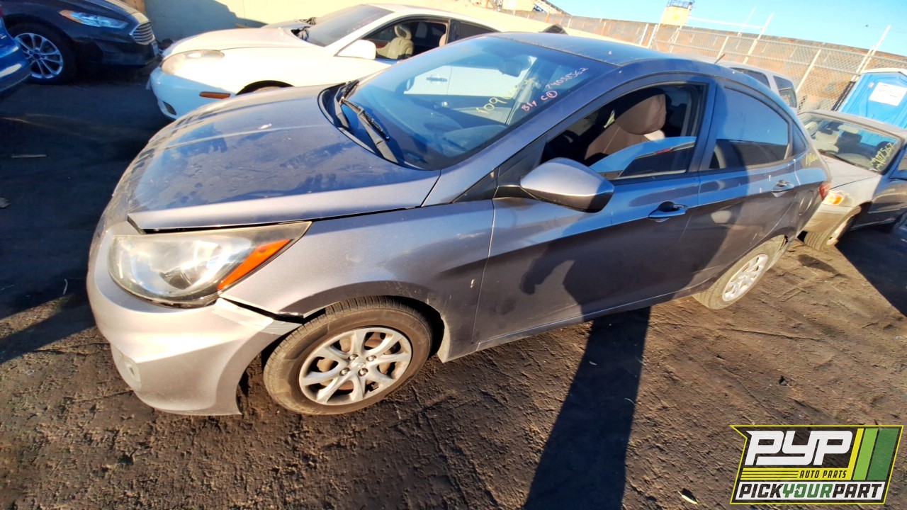 2014 HYUNDAI ACCENT partes disponibles