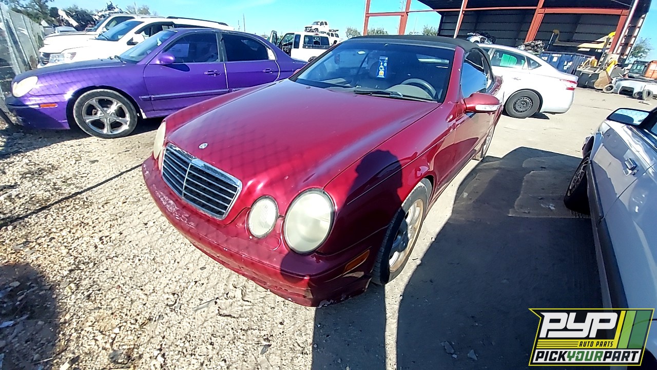 2000 MERCEDES-BENZ CLK320 partes disponibles