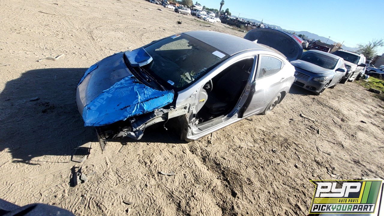 2013 HYUNDAI ELANTRA partes disponibles