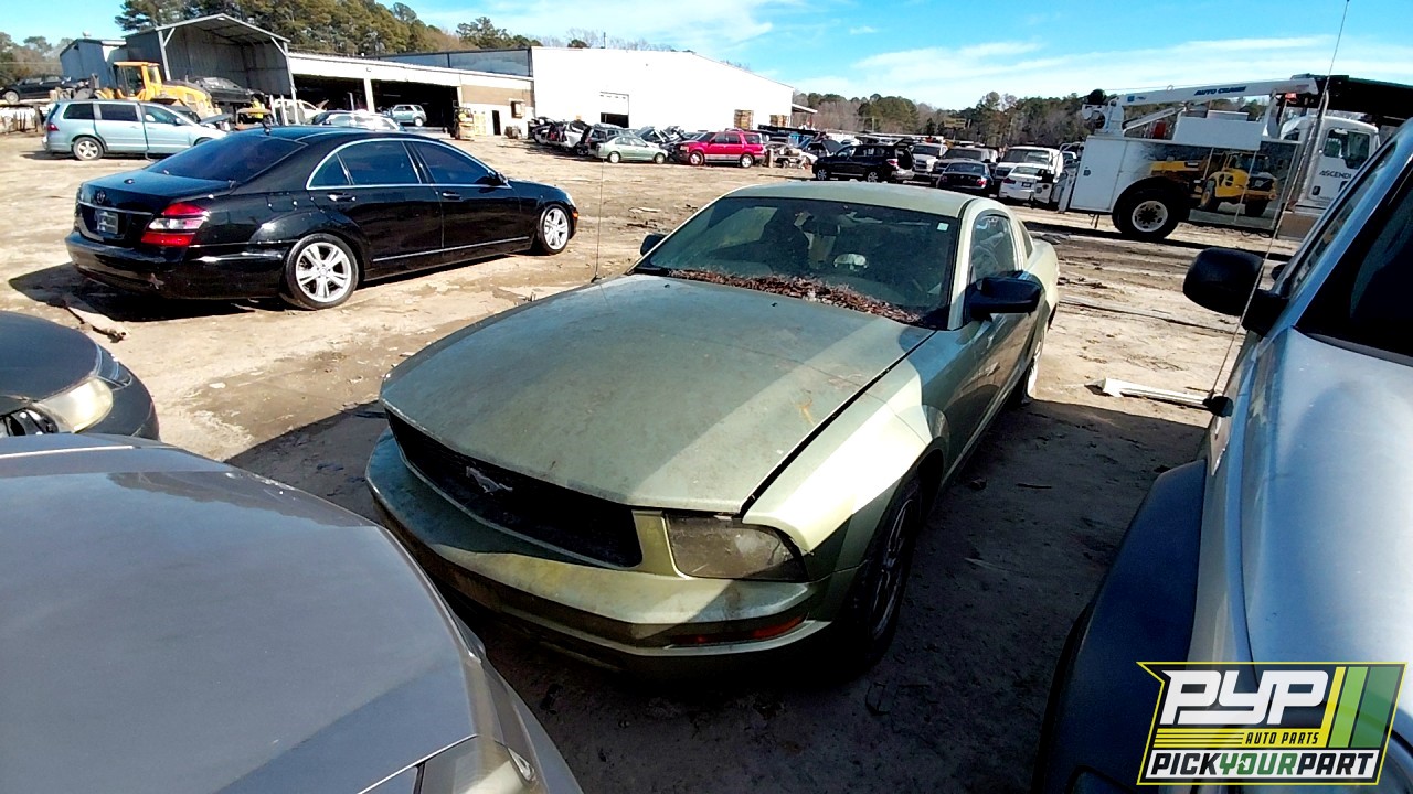 2005 FORD MUSTANG partes disponibles