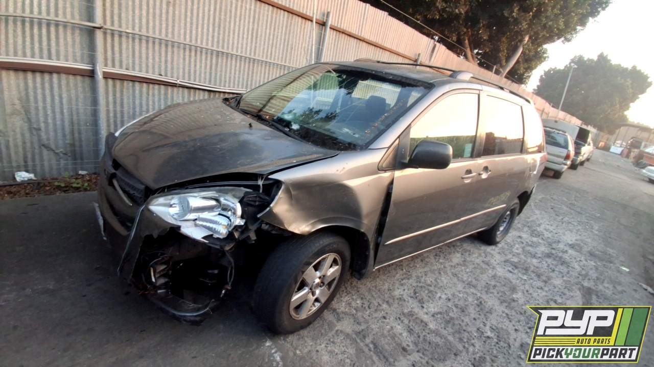 2005 TOYOTA SIENNA partes disponibles