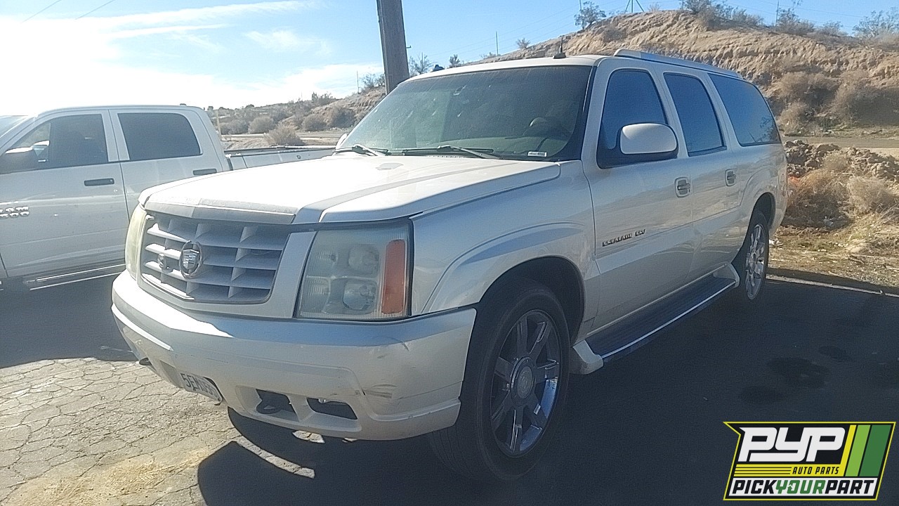 2003 CADILLAC ESCALADE ESV partes disponibles