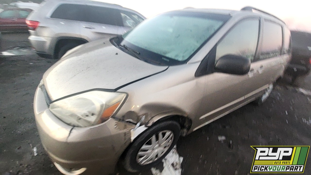 2004 TOYOTA SIENNA partes disponibles