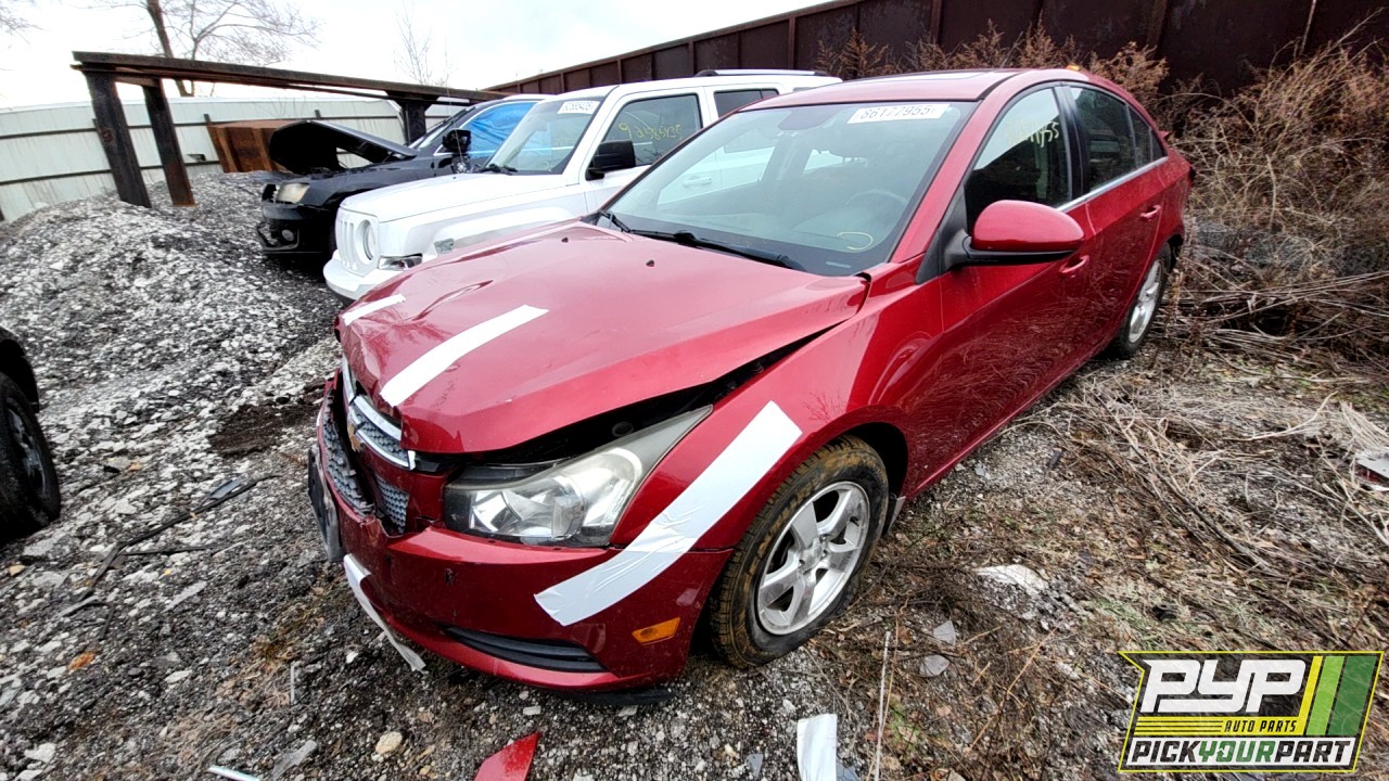 2013 CHEVROLET CRUZE partes disponibles