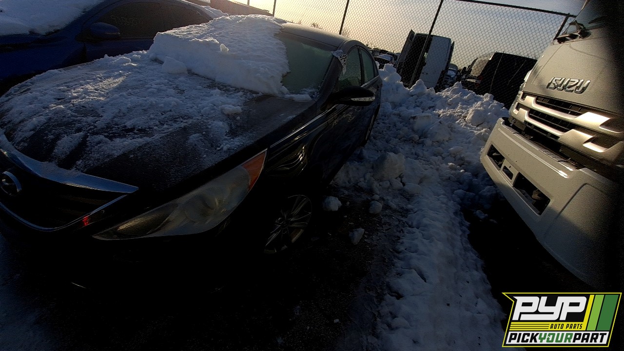 2014 HYUNDAI SONATA available for parts