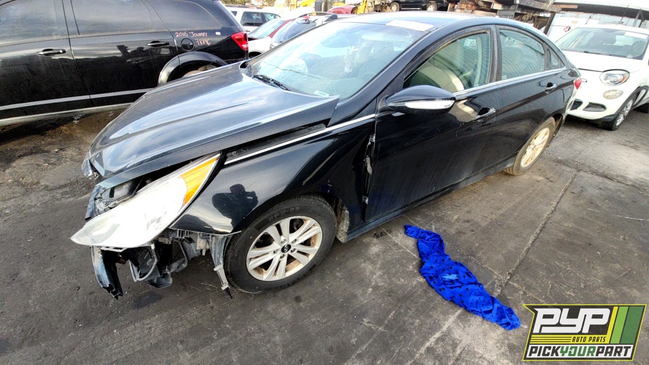 2014 HYUNDAI SONATA available for parts