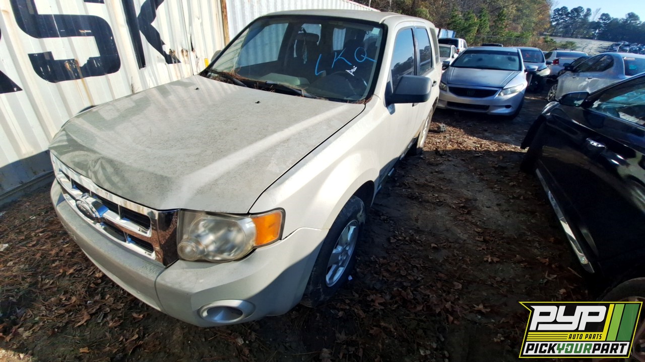 2008 FORD ESCAPE available for parts