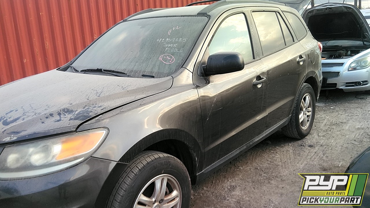 2012 HYUNDAI SANTA FE available for parts