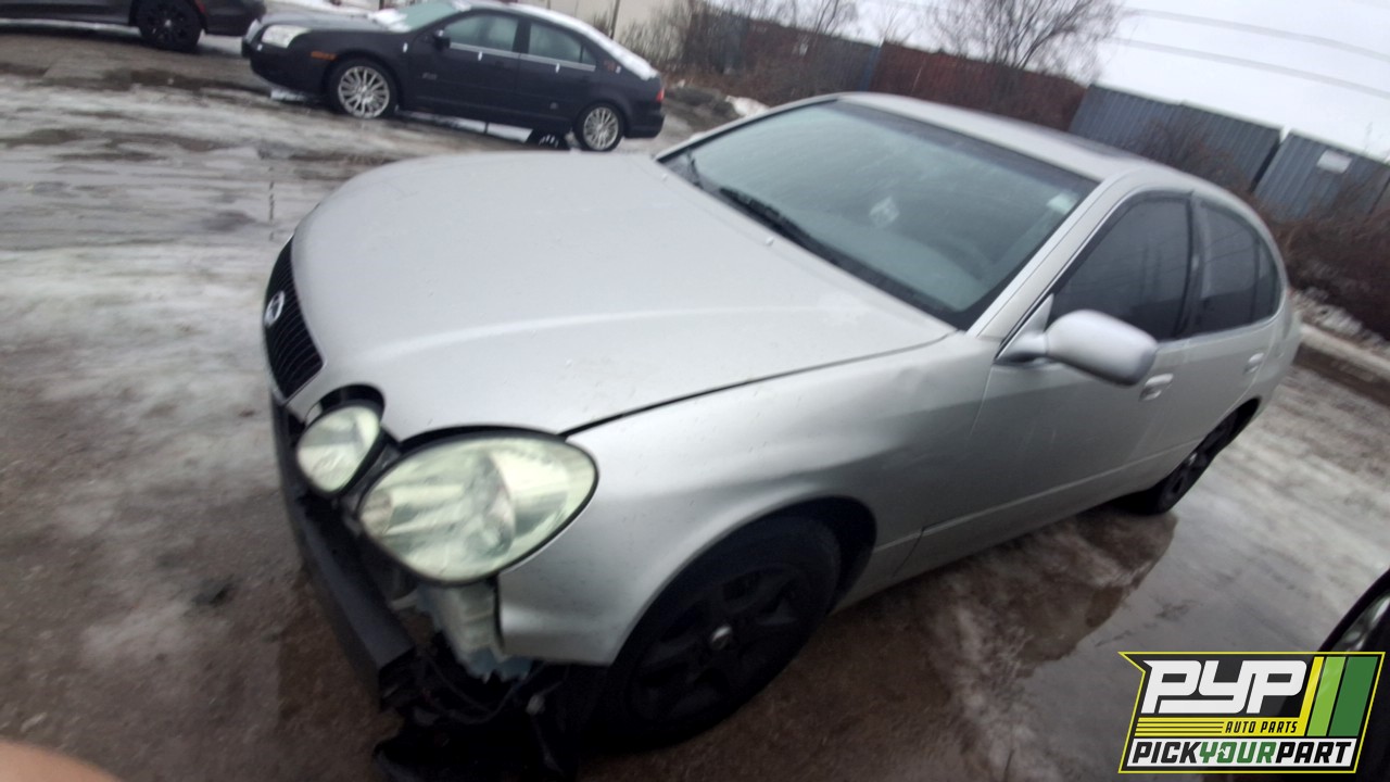 2001 LEXUS GS300 partes disponibles