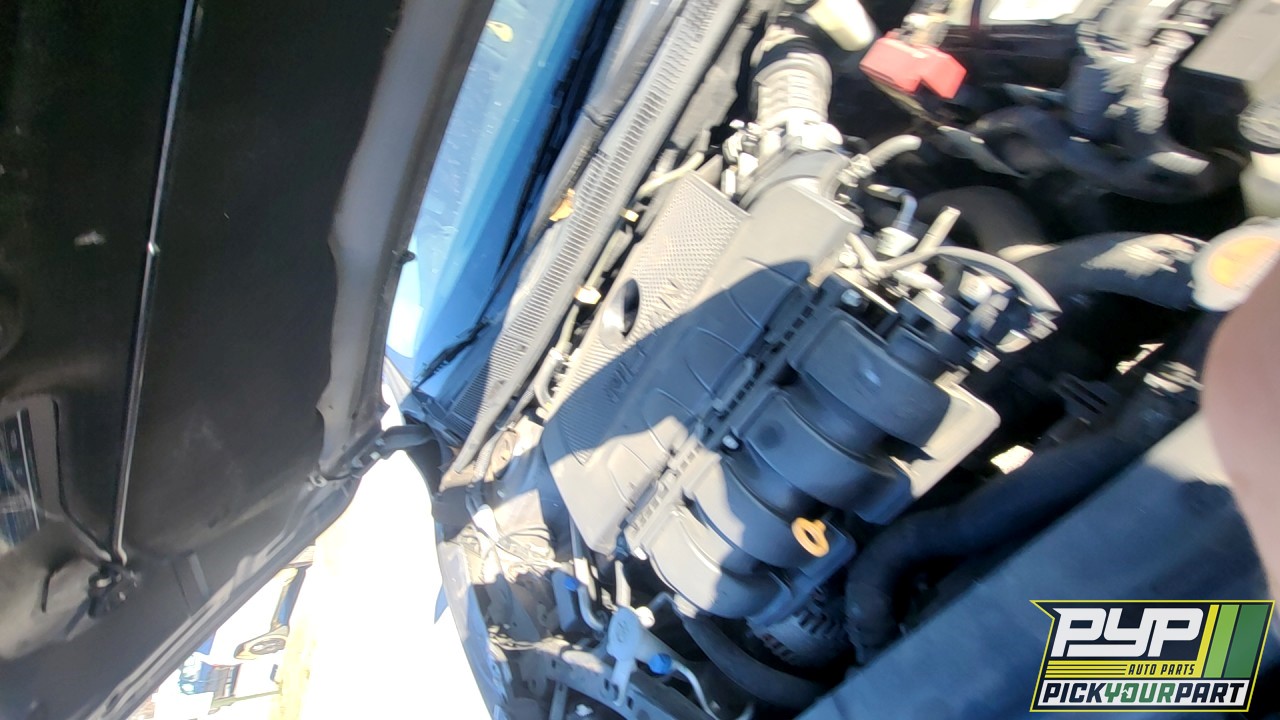 2018 NISSAN SENTRA partes disponibles